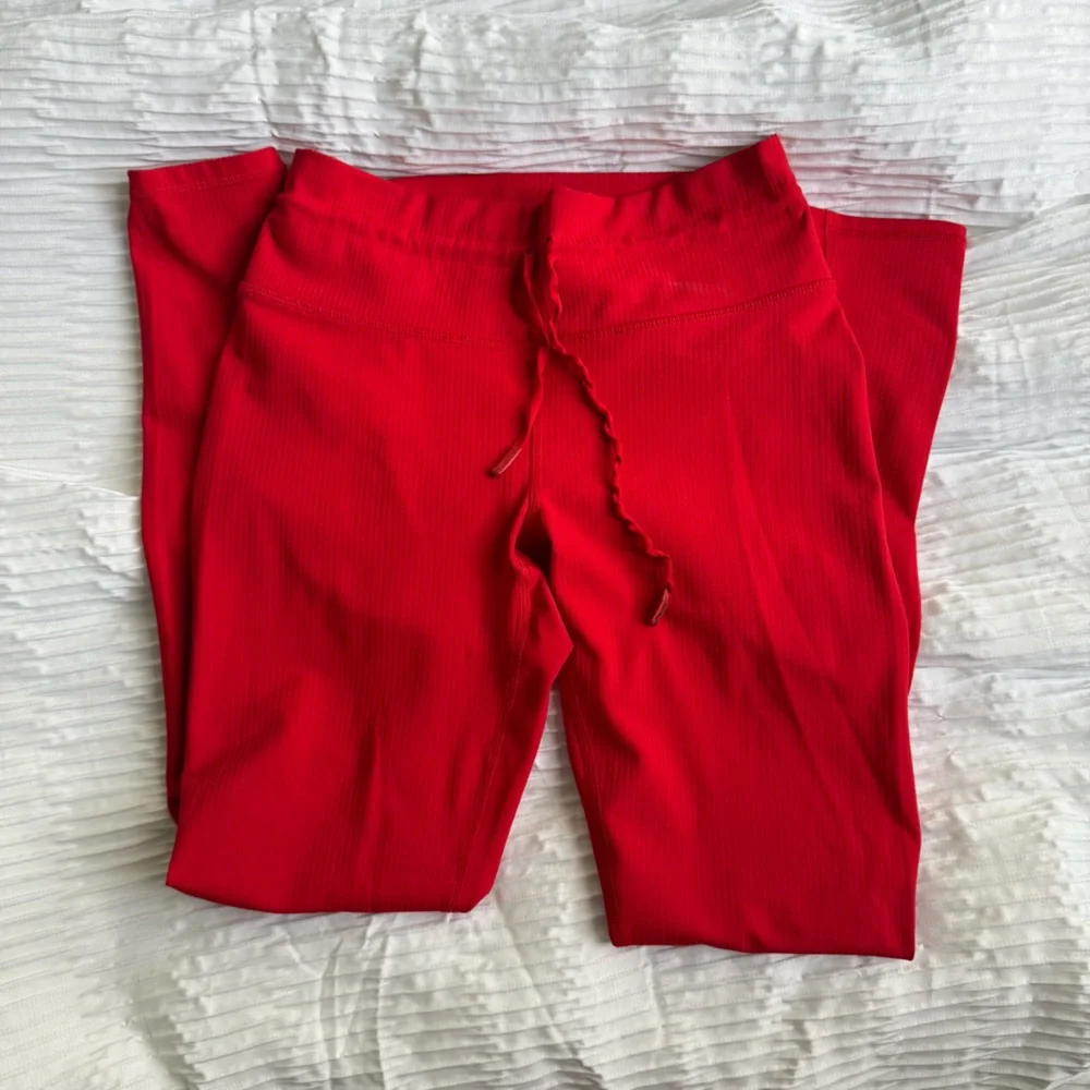 Fabletics Ribbed Leggings - Picture 1 of 5